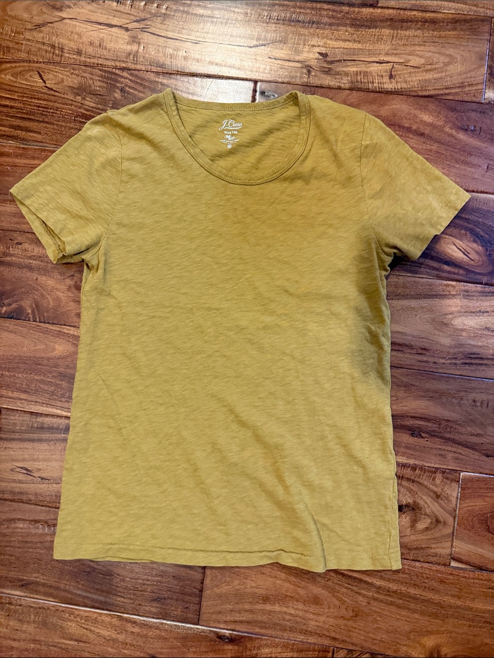 J. Crew Short Sleeve Crewneck Tee in Mustard Yellow, sz medium, EUC